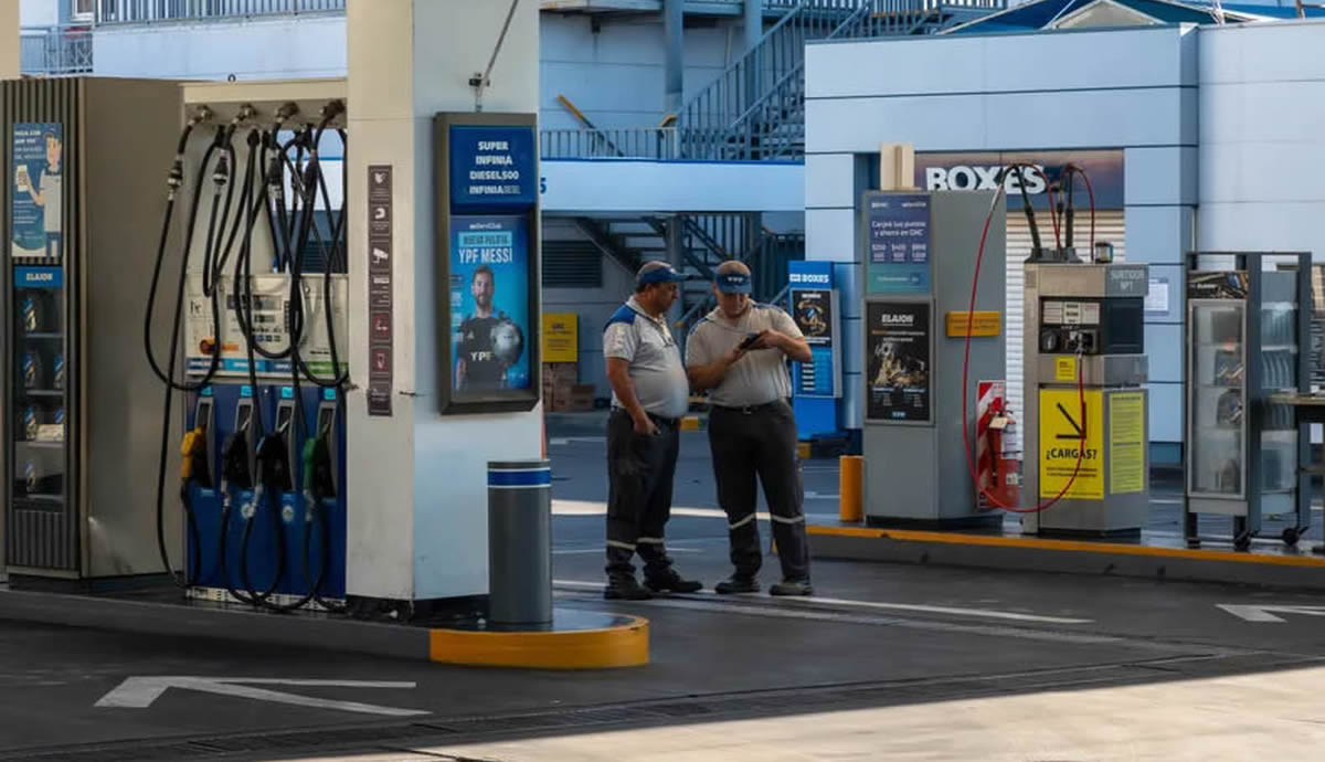 Paritarias sin homologar: por qué igual conviene aplicar los aumentos y cómo evitar riesgos laborales en las Estaciones de Servicio