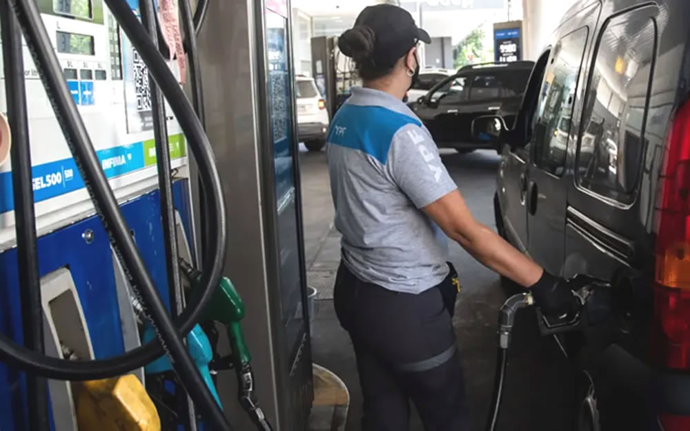 El 61 por ciento de los ingresos se va en sueldos: así se compone la estructura de costos de una Estación de Servicio en CABA