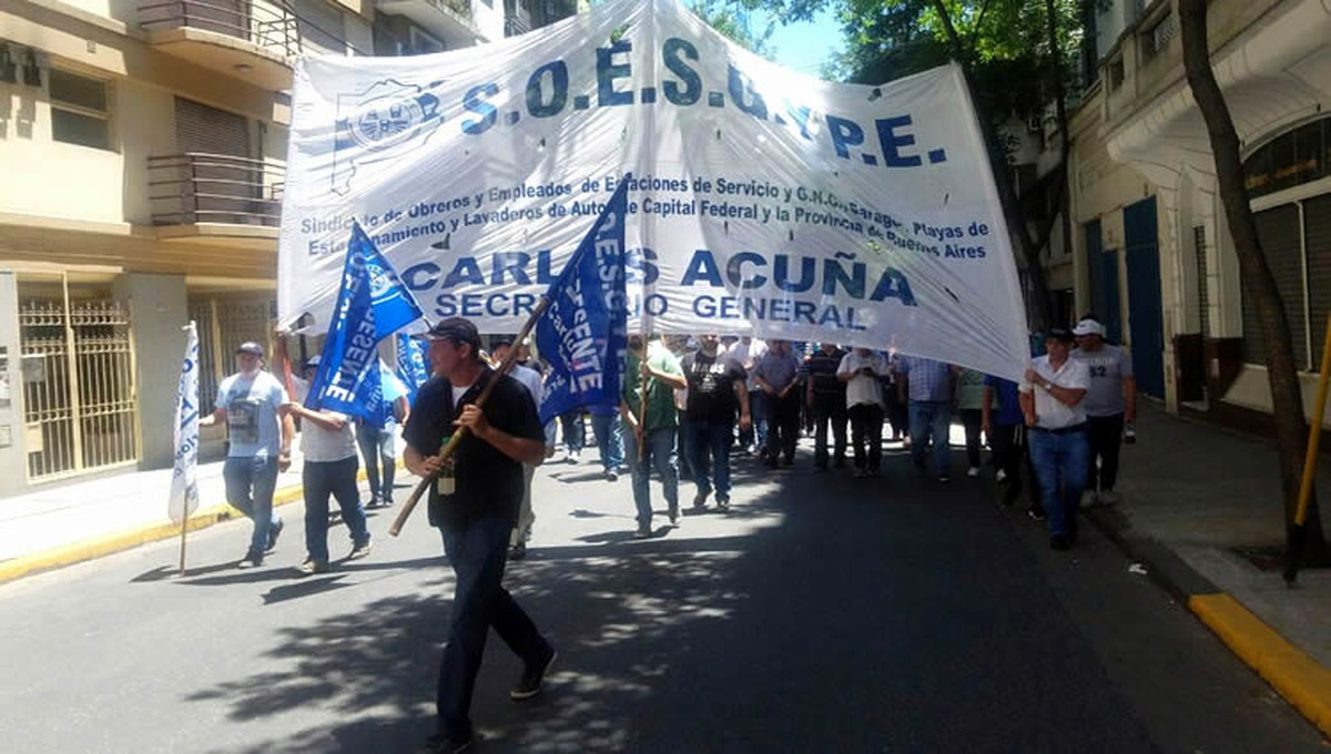 Empleados de Estaciones de Servicio se movilizan al Congreso pero las bocas de expendio atenderán con normalidad