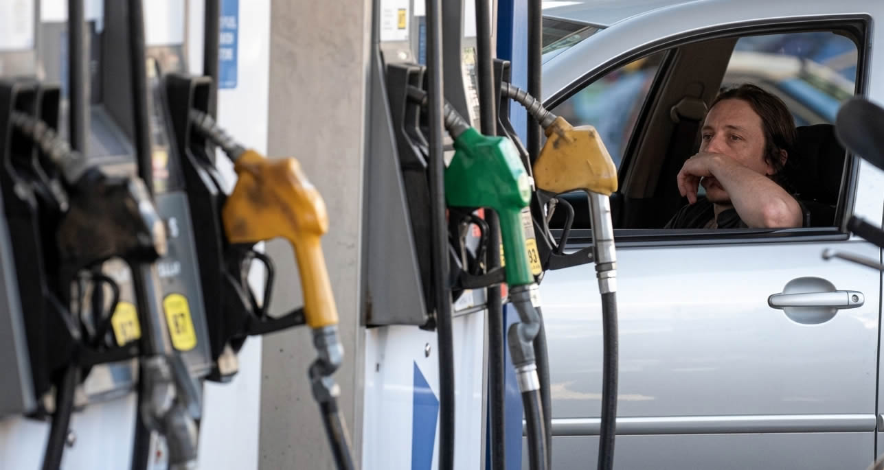 Caen las ventas de combustibles y se profundiza la disparidad regional