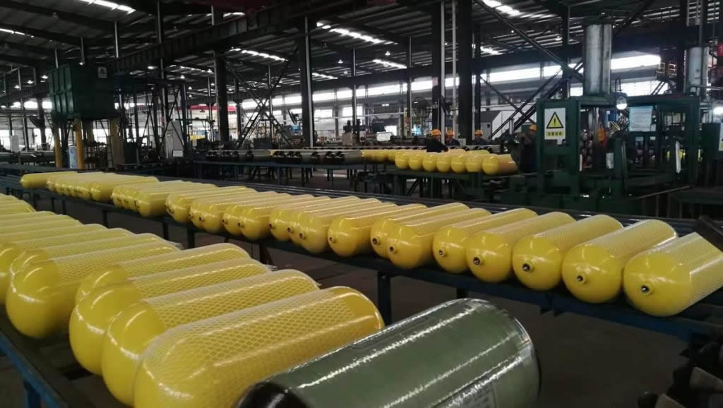 ENARGAS actualizó las reglas para la revisión de cilindros de GNC y endurece los controles