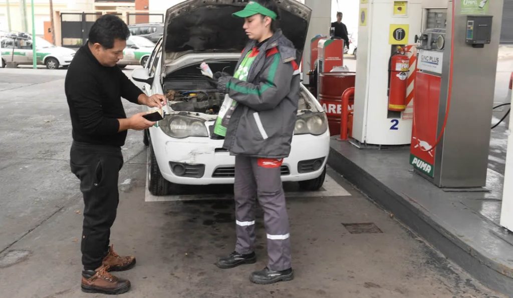 Expendedores de GNC negocian nuevos contratos ante cambios en el sistema de abastecimiento