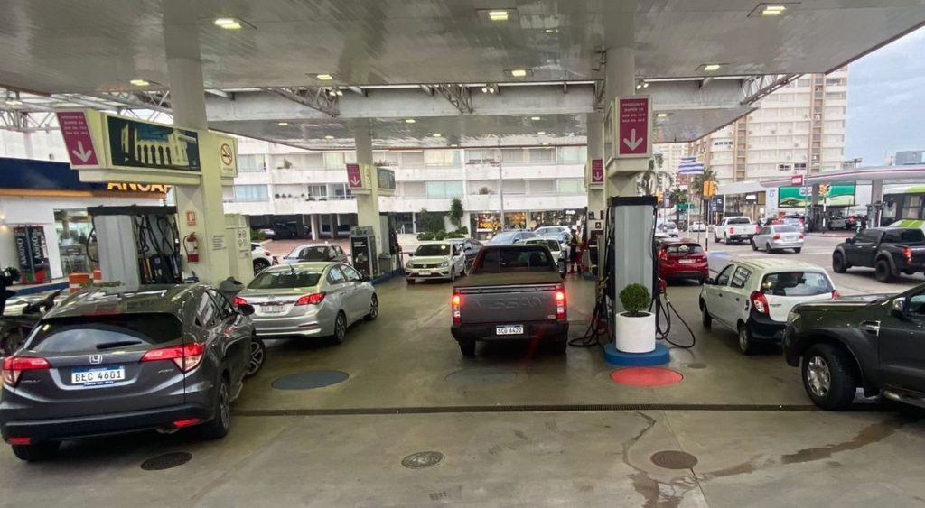 Las ventas de naftas se dispararon hasta 30 por ciento antes del aumento