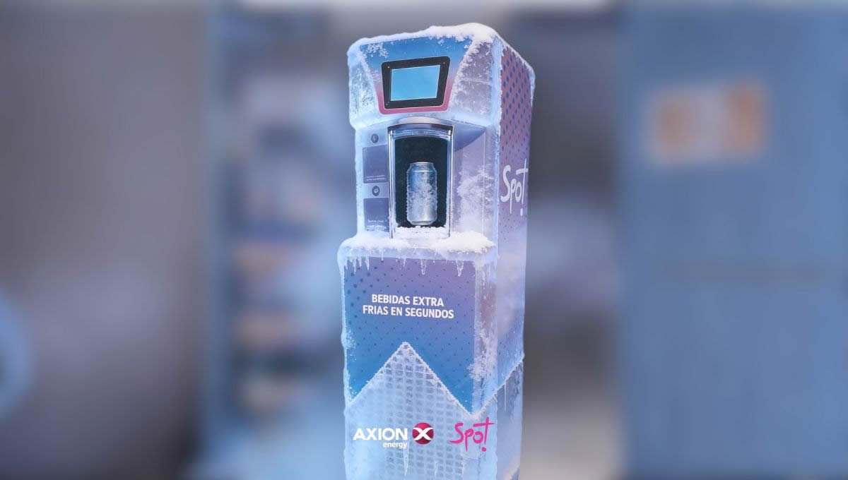 Máquinas que enfrían bebidas en 30 segundos ya operan en tiendas Spot! de estaciones AXION energy