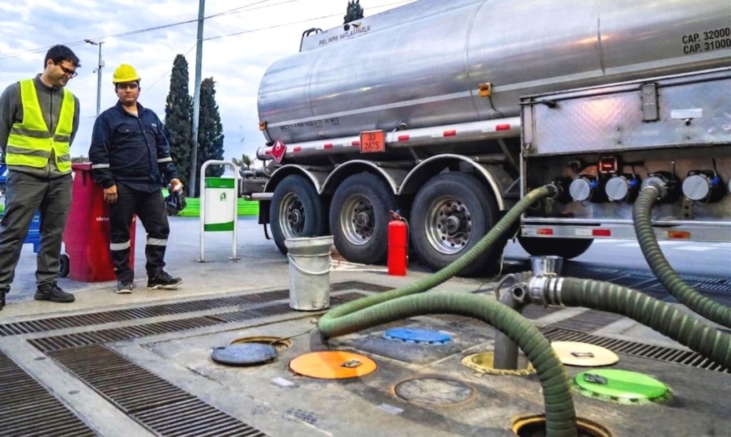 “Las estaciones no pueden auditar lo que no es suyo”: Estacioneros apuntan contra la normativa de ARCA