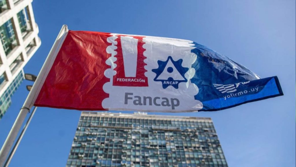 Medidas sindicales en ANCAP podrían afectar la operativa de combustibles en todo el país