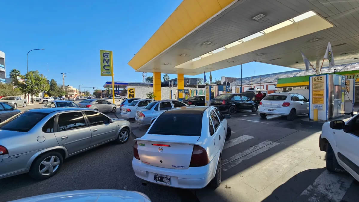 Garantizan gas sin interrupciones para todas las estaciones de GNC del país