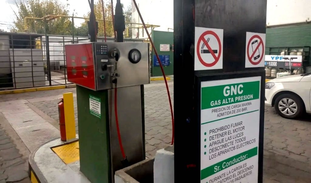 Contratos de GNC: opciones en pesos o atadas a la nafta, qué eligen las estaciones