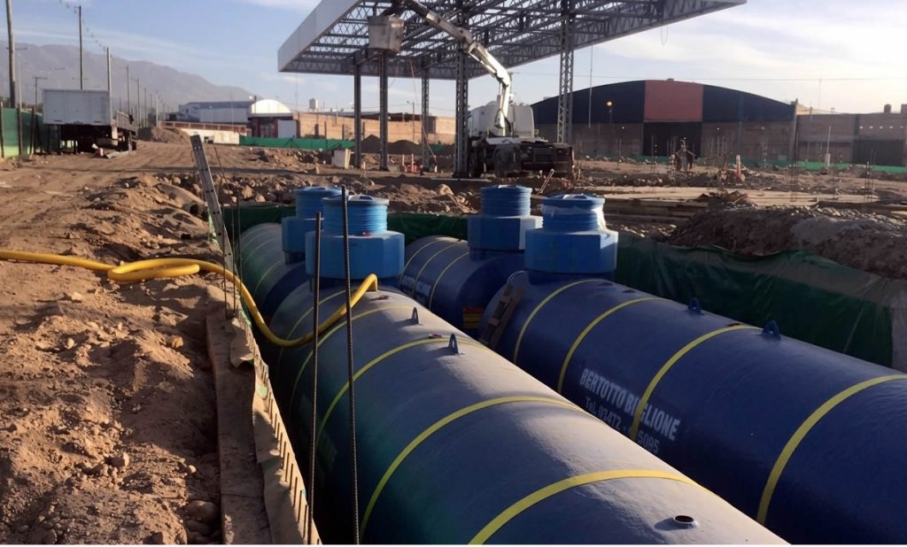 Almacenamiento de combustibles: advierten sobre la importancia de invertir en materiales seguros para prevenir la contaminación de suelos