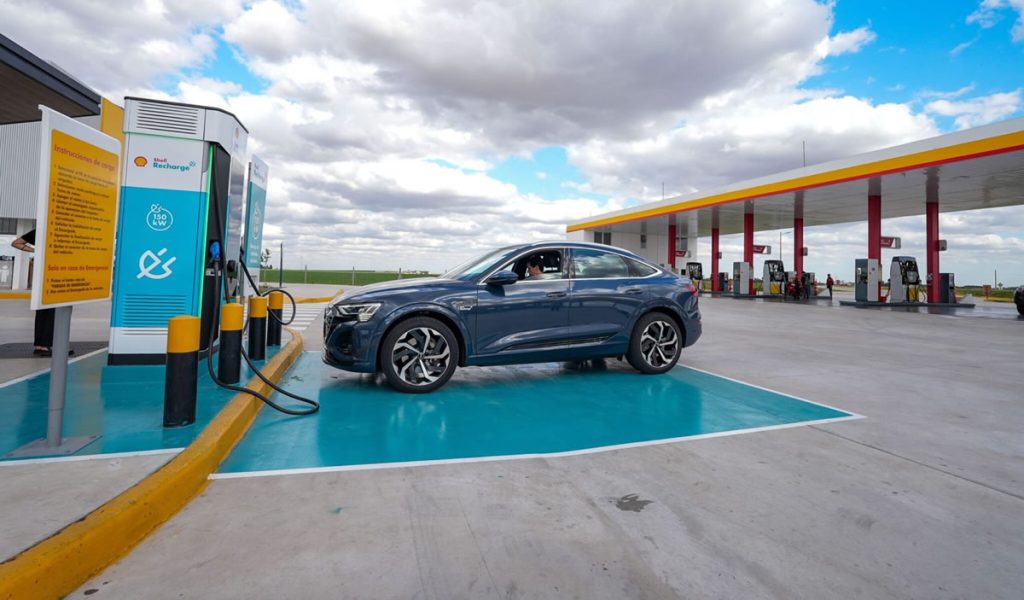 Las Estaciones de Servicio deberán incorporar obligatoriamente cargadores para autos eléctricos