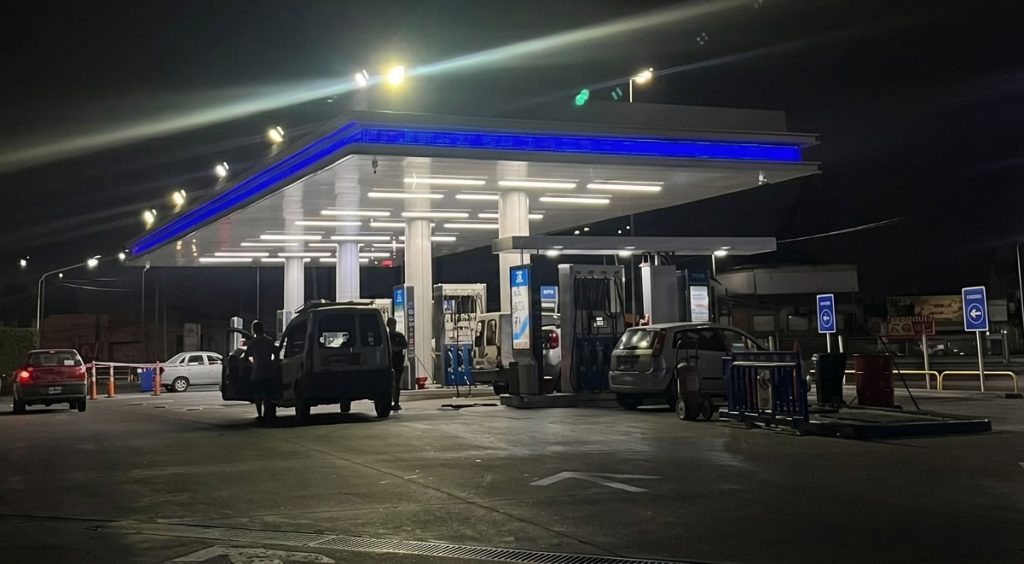 La discusión que crece en el sector: cuánto cuesta realmente mantener la iluminación de la Estación de Servicio