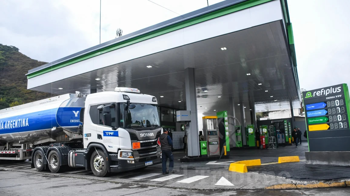 Tras la integración de Refinor, YPF descartó cambios en el esquema de consignación