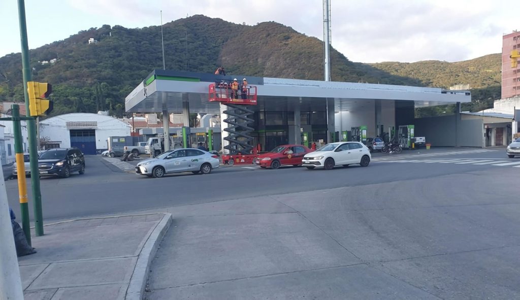 YPF pone en marcha en Salta la primera estación RefiPlus y acelera su estrategia para llegar a nuevas regiones