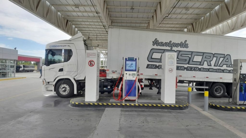 El GNC consolida su red para transporte pesado con 300 estaciones operativas en el país