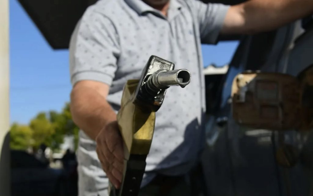 Tras las referencias de la URSEA, las Estaciones de Servicio prevén que un nuevo ajuste en los combustibles podría agravar la caída del consumo