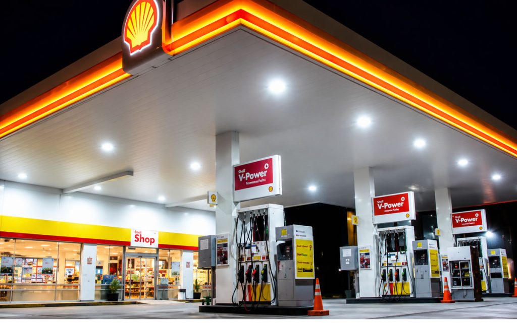 A dos meses del anuncio, crece la expectativa por el desembarco de Mercuria en la red Shell