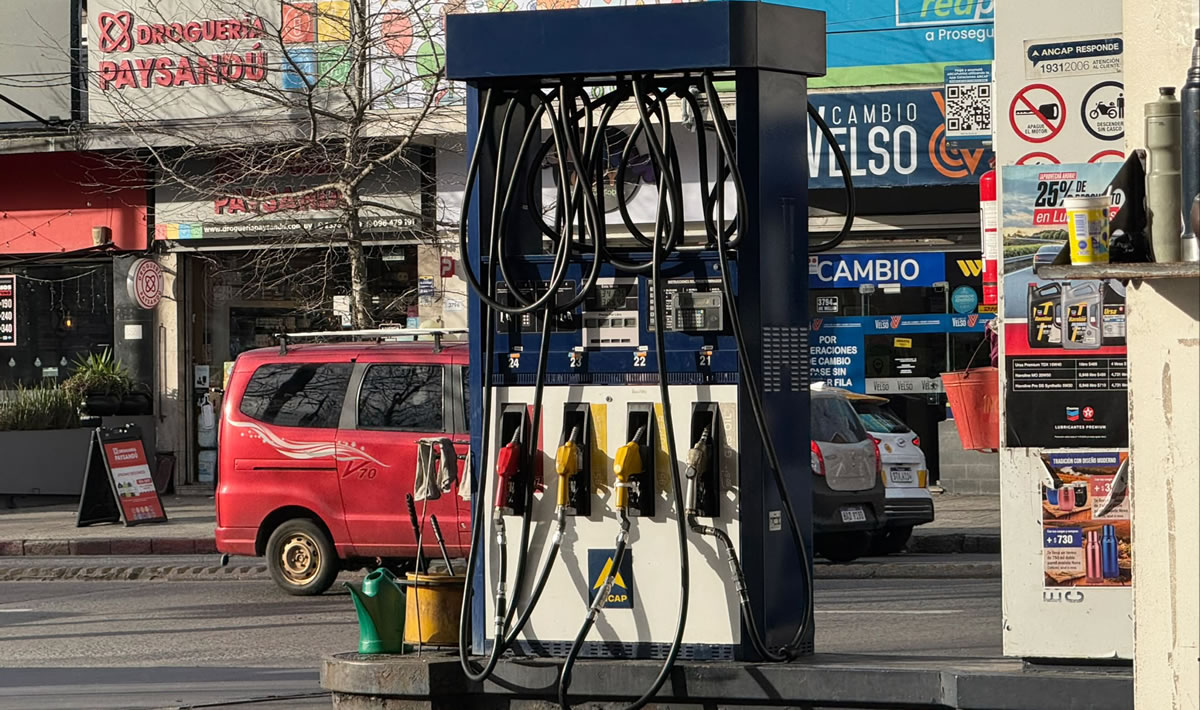 Agosto comenzó sin cambios en los combustibles pero el sector lamenta la ausencia de una baja en los precios