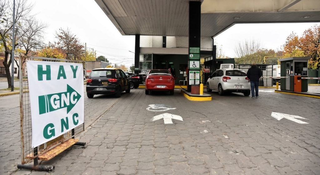 Impulsan una alternativa para mejorar el abastecimiento de GNC en las Estaciones de Servicio