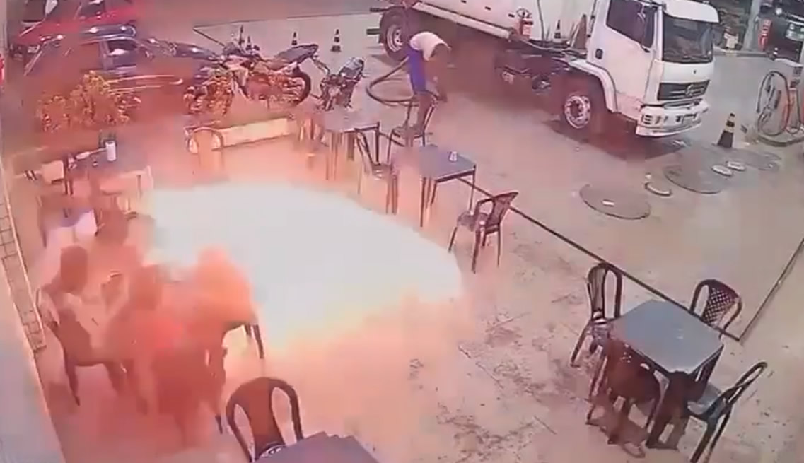 Un cigarrillo desató un incendio en una estación y expuso graves fallas de prevención
