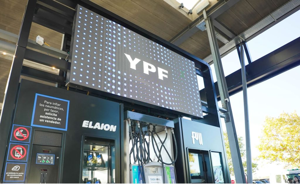 YPF Black inaugura en Córdoba su primera estación operada por privados y apunta a otras aperturas antes de fin de año