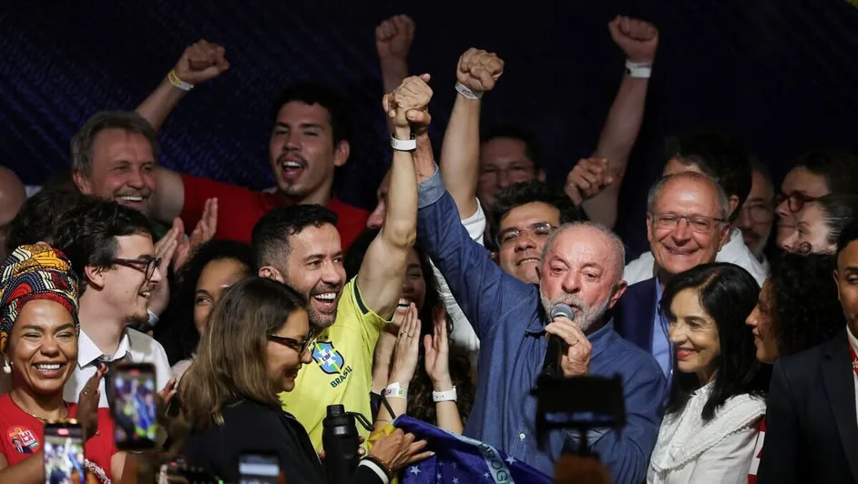 Precios libres y estaciones independientes: cómo funciona el mercado brasileño y qué esperan los expendedores del nuevo mandato de Lula
